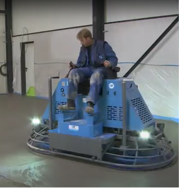 Ride On, High Rider 120 CM, 37 HP VANGUARD, WITH LIGHT, SPRAY SYSTEM AND HYDRAULIC STEERING