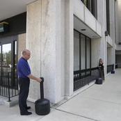 Cigarette-Butt Receptacles-4 Gallons Green