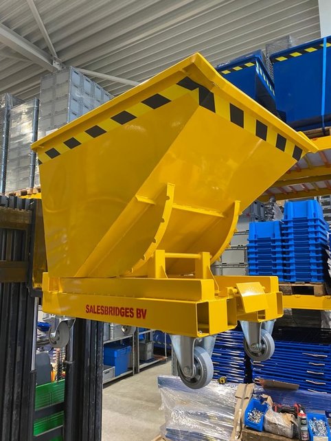 Chip Container Automatic 2300L Tipper Container with Rollover System MC-Model