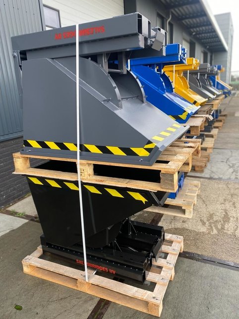 Self dumping hopper 600L(21.1 cu ft) Skip Container for forklift MC-Model