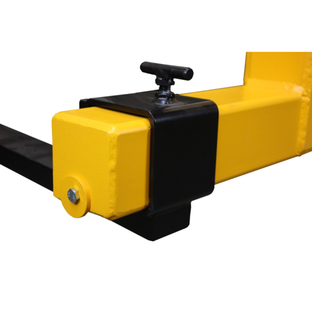 Self Balancing Pallet Hook for a Truck-Mounted Crane