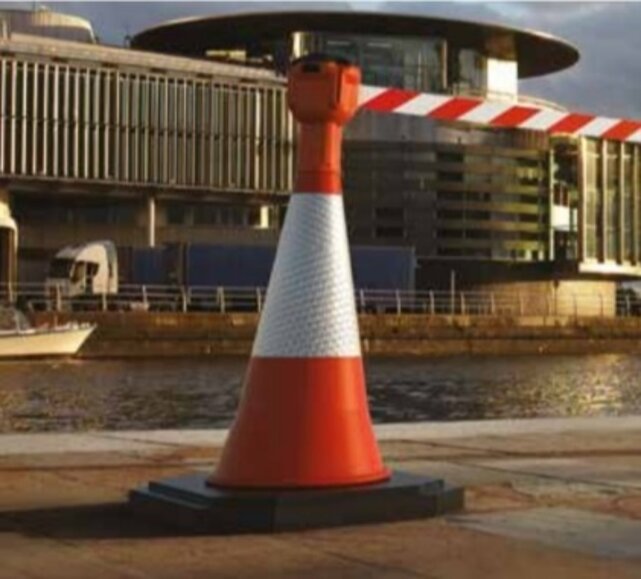 Traffic cone Ø 55cm H75cm wind resistant high reflectivity safety cone
