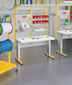 Ergonomic Workstation Mechanical Height Adjustable From 763 to 1113mm With Superstructure.