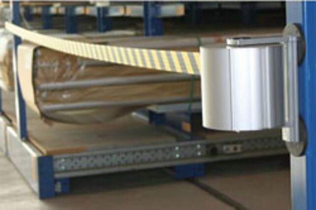 Wall Magnetic Mount 2.3m-22m Retractable belt Made in Germany Wall Magnetic Mount 2.3m-22m Retractable belt Made in Germany