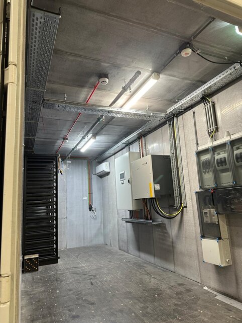 Fire rated 90 min 4ft sea container for lithium ion batteries storage