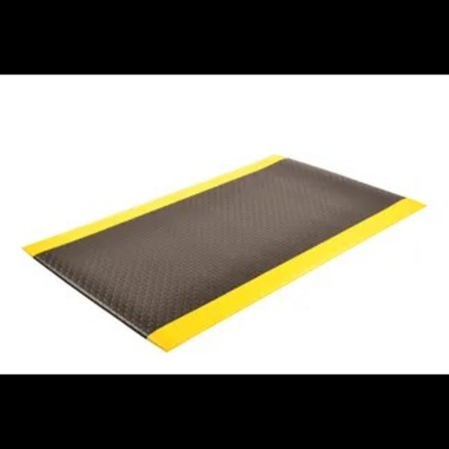 Bubble Sof-Tred™ Anti-Fatigue Mat – Black/Yellow