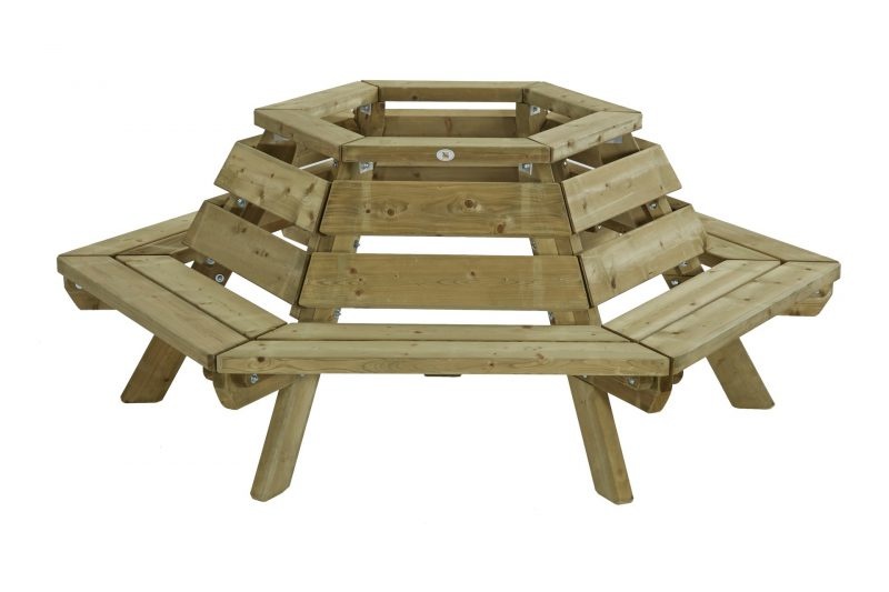 Oerdegelijke boombank met een stevige constructie. Boomdiameter max. 75cm.