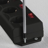 Stekkerdoos zwart 6-voudig met schakelaars en overspanningsbeveiliging