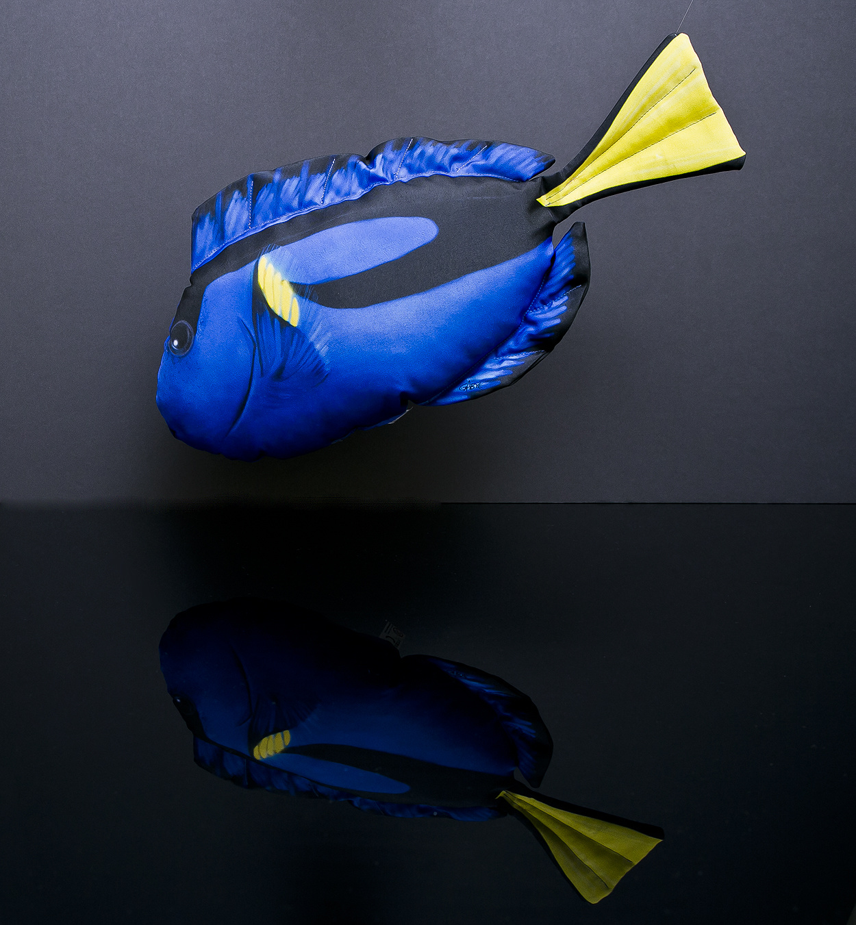 GABY Picasso doktersvis (Dory) knuffel/ kussen