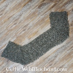 Chainmail axelstycke, Blandade Platta ringar-wedge nitar 8mm - Celtic Webmerchant