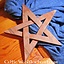 Wooden pentagram - Celtic Webmerchant