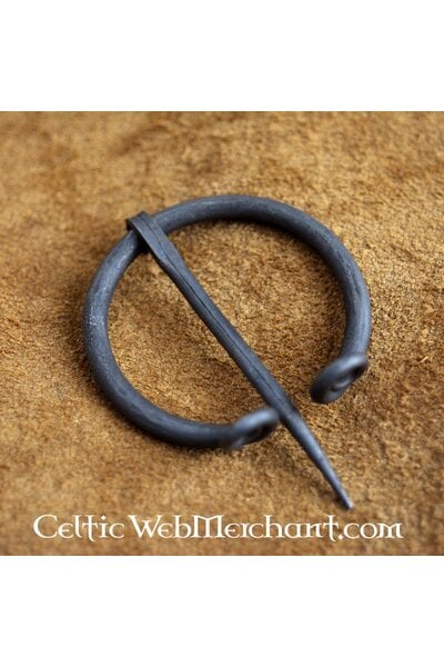 Iron ring brooch - Celtic Webmerchant