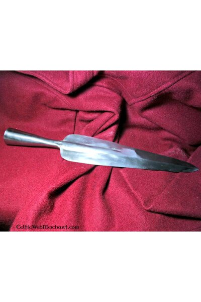 13th century spearhead - Celtic Webmerchant