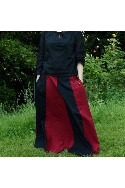 Mittelalterlicher Rock Loreena, schwarz-rot - Celtic Webmerchant