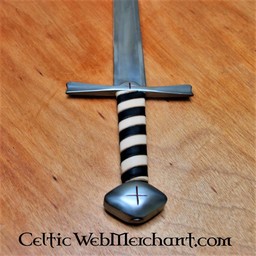 12th century Crusader sword - Celtic Webmerchant