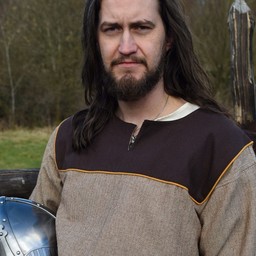 Thorsberg tunika jodełka motyw, brązowy - Celtic Webmerchant