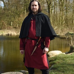 Thorsberg tunic herringbone motif, red - Celtic Webmerchant