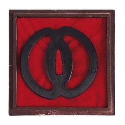 Double tsuba en forme de D- - Celtic Webmerchant