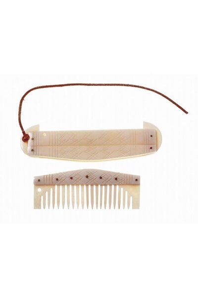 Swedish comb with holder - Celtic Webmerchant