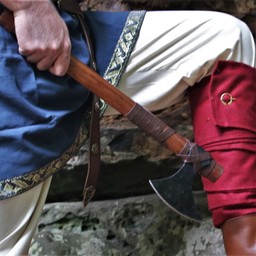 Viking Axe Bjorn Ragnarsson mit Runen - Celtic Webmerchant