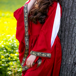 Noble robe brodée Loretta, rouge - Celtic Webmerchant