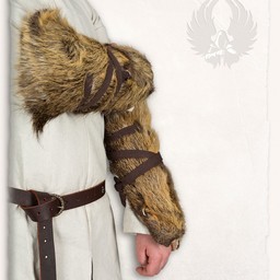 Fur Vambrace Skade - Celtic Webmerchant