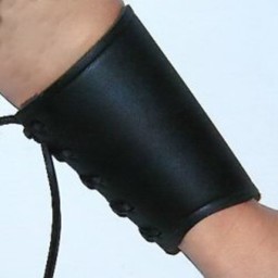 Cuir vambrace brun, s - Celtic Webmerchant