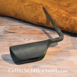 Medieval candleholder (bent) - Celtic Webmerchant