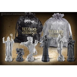 Harry Potter: Wizard Chess Set - Celtic Webmerchant