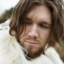 Skulderpels, hvid - Celtic Webmerchant