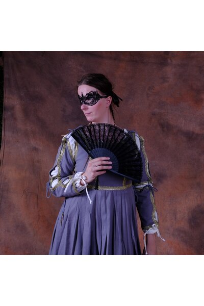 Black hand fan - Celtic Webmerchant