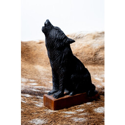 Wolf woodcarving - Celtic Webmerchant