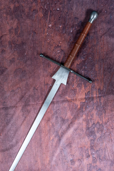 HEMA Federschwert, 135 cm, hard flexibility, brown - Celtic Webmerchant
