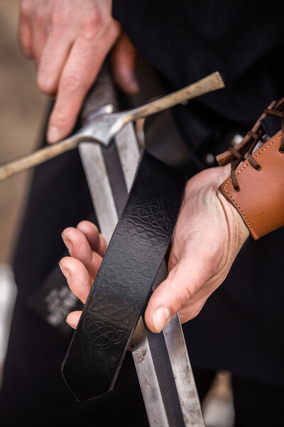 Ring belt with Celtic knot, black - Celtic Webmerchant