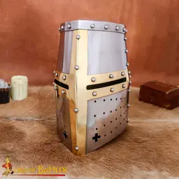 Crusader helmet with brass visor - Celtic Webmerchant