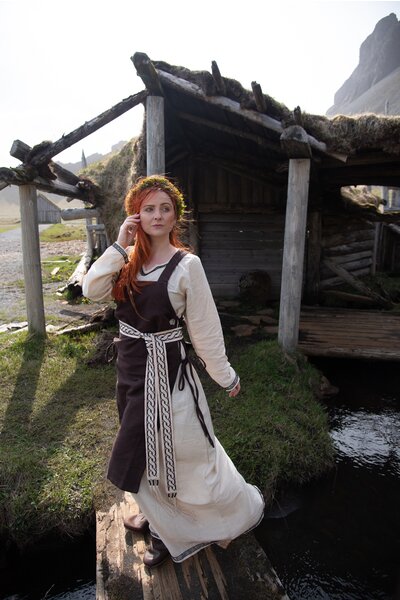 Viking hangeroc Aleiga, brown - Celtic Webmerchant