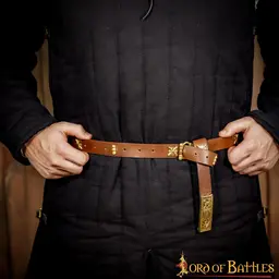 Cintura medievale in pelle con fibbia in ottone - Celtic Webmerchant