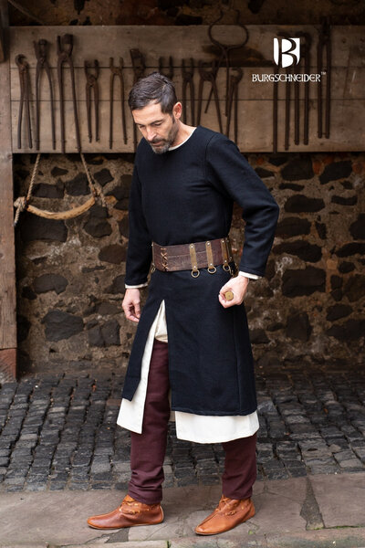 Middeleeuwse tuniek Everard, zwart - Celtic Webmerchant