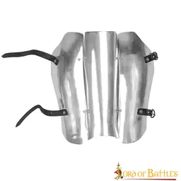 15th century greaves - Celtic Webmerchant