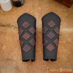 Leather bracers Algar - Celtic Webmerchant