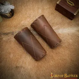 Leather bracers Robin - Celtic Webmerchant