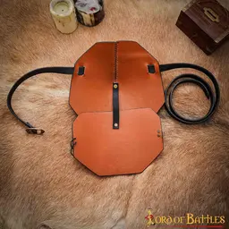 Leather pauldron triquetra - Celtic Webmerchant