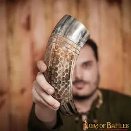 Dragon drinking horn - Celtic Webmerchant