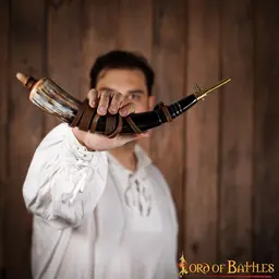 Luxuriöses Pulverhorn - Celtic Webmerchant