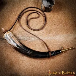 Luxuriöses Pulverhorn - Celtic Webmerchant