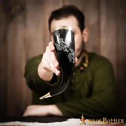 Engraved Odin drinking horn - Celtic Webmerchant
