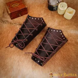 Leather bracers with cross - Celtic Webmerchant