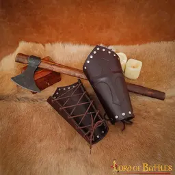 Leather bracers with cross - Celtic Webmerchant