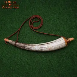 Engraved powder horn - Celtic Webmerchant