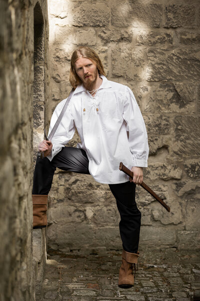 Skjorta Arn, vit - Celtic Webmerchant